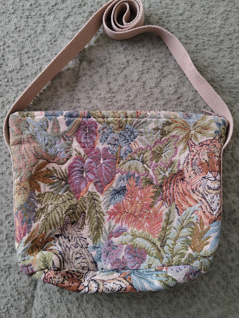 Floral Doodle Shoulder Purse